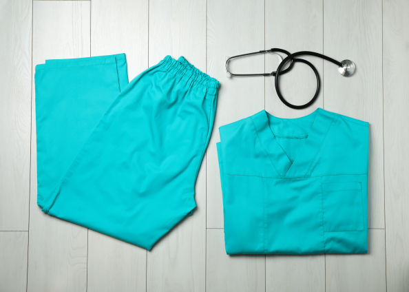 Dispensadora de uniformes con trazabilidad